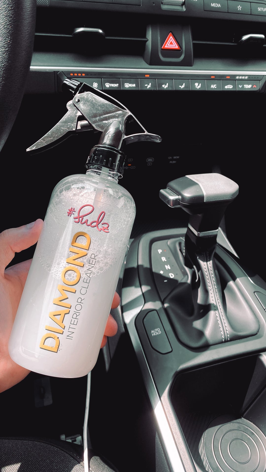 SudzBox Diamond - Interior Cleaner Half Gallon (64 Oz.)